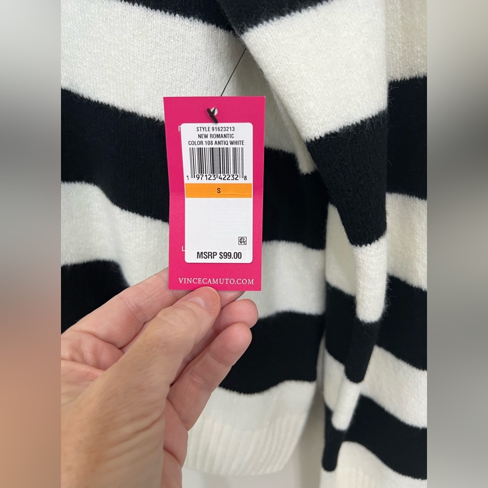 Vince Camuto Preppy Sweater NWT - Picture 4 of 6